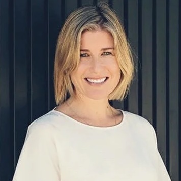 Dr Camilla White